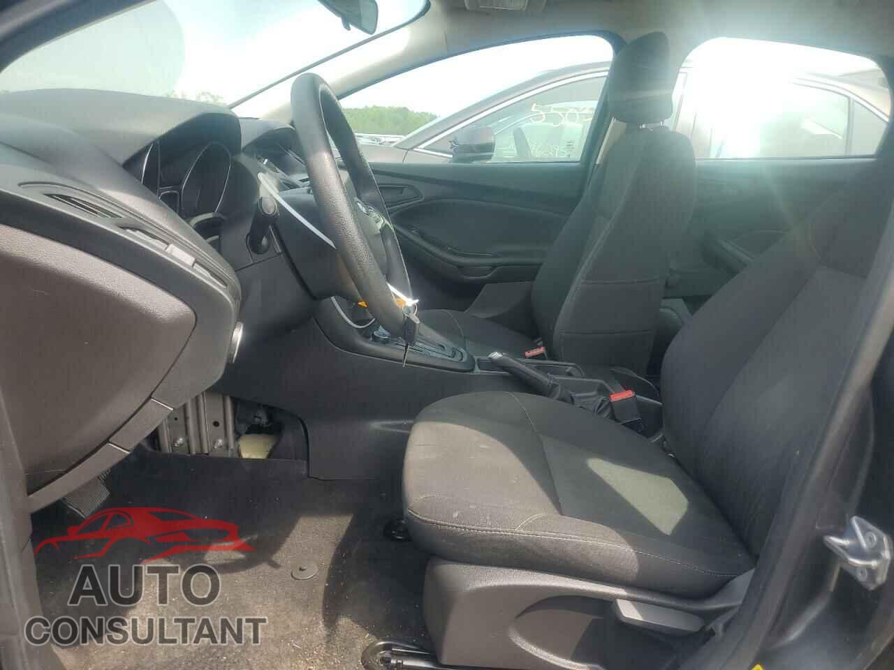 FORD FOCUS 2017 - 1FADP3E2XHL323044