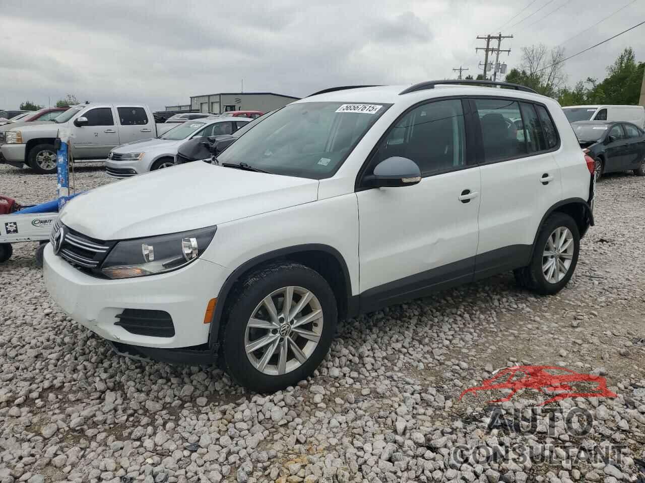 VOLKSWAGEN TIGUAN 2017 - WVGBV7AX7HK044068