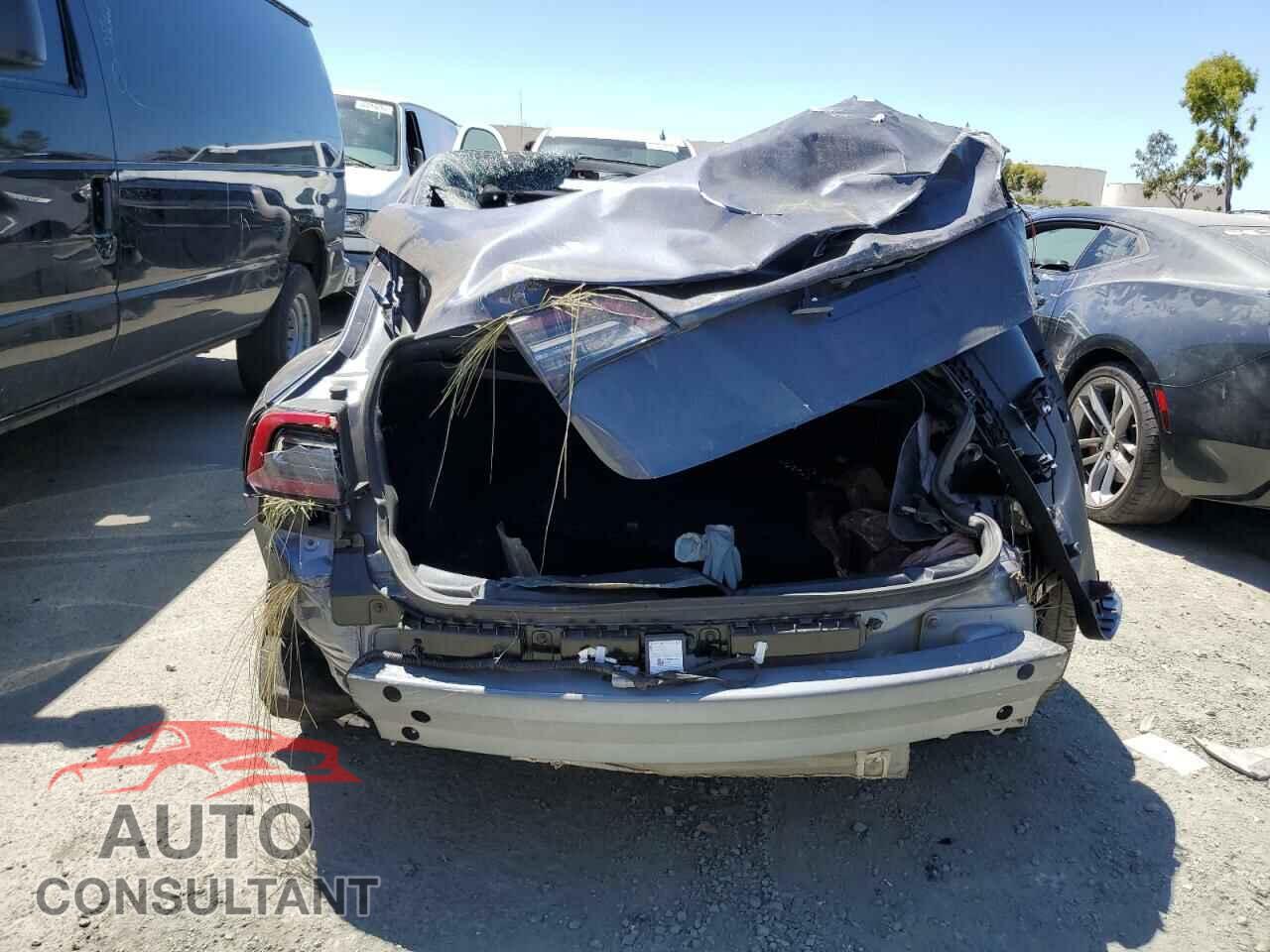 TESLA MODEL 3 2022 - 5YJ3E1EA6NF376474