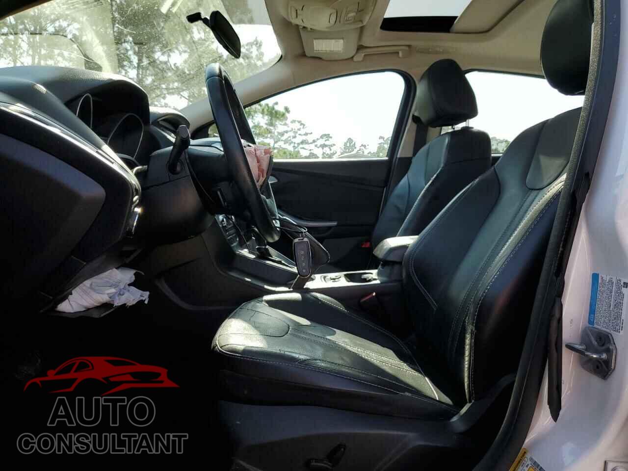 FORD FOCUS 2014 - 1FADP3N27EL161613