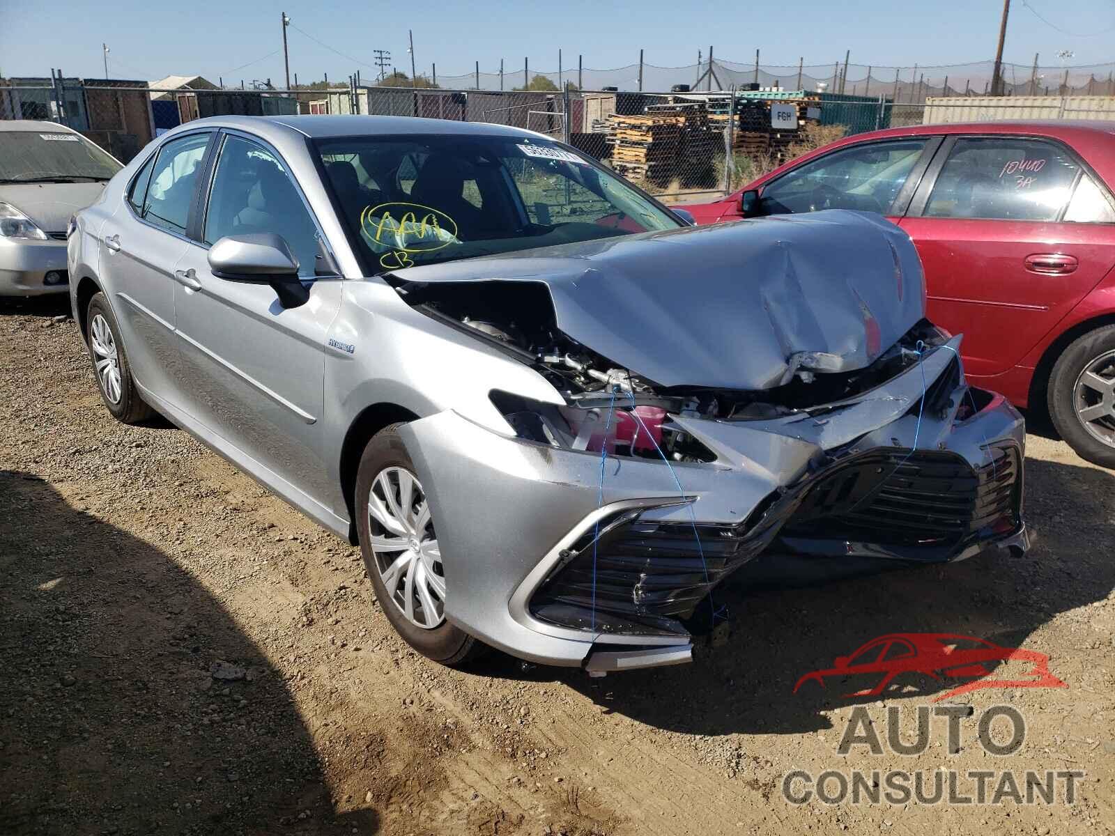 TOYOTA CAMRY 2021 - 4T1C31AK6MU028079