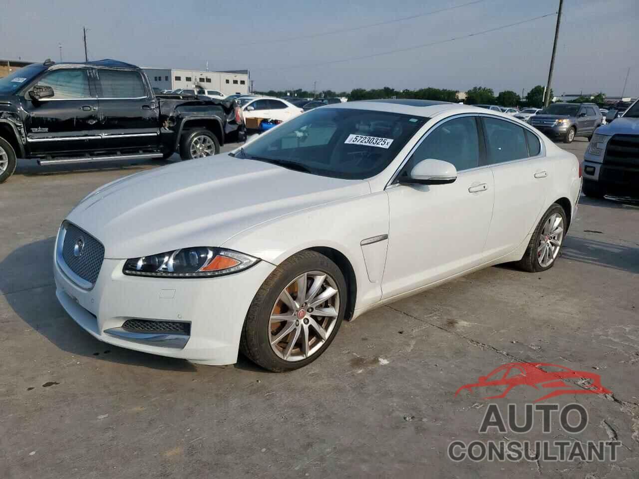 JAGUAR XF 2015 - SAJWA0FS2FPU88689