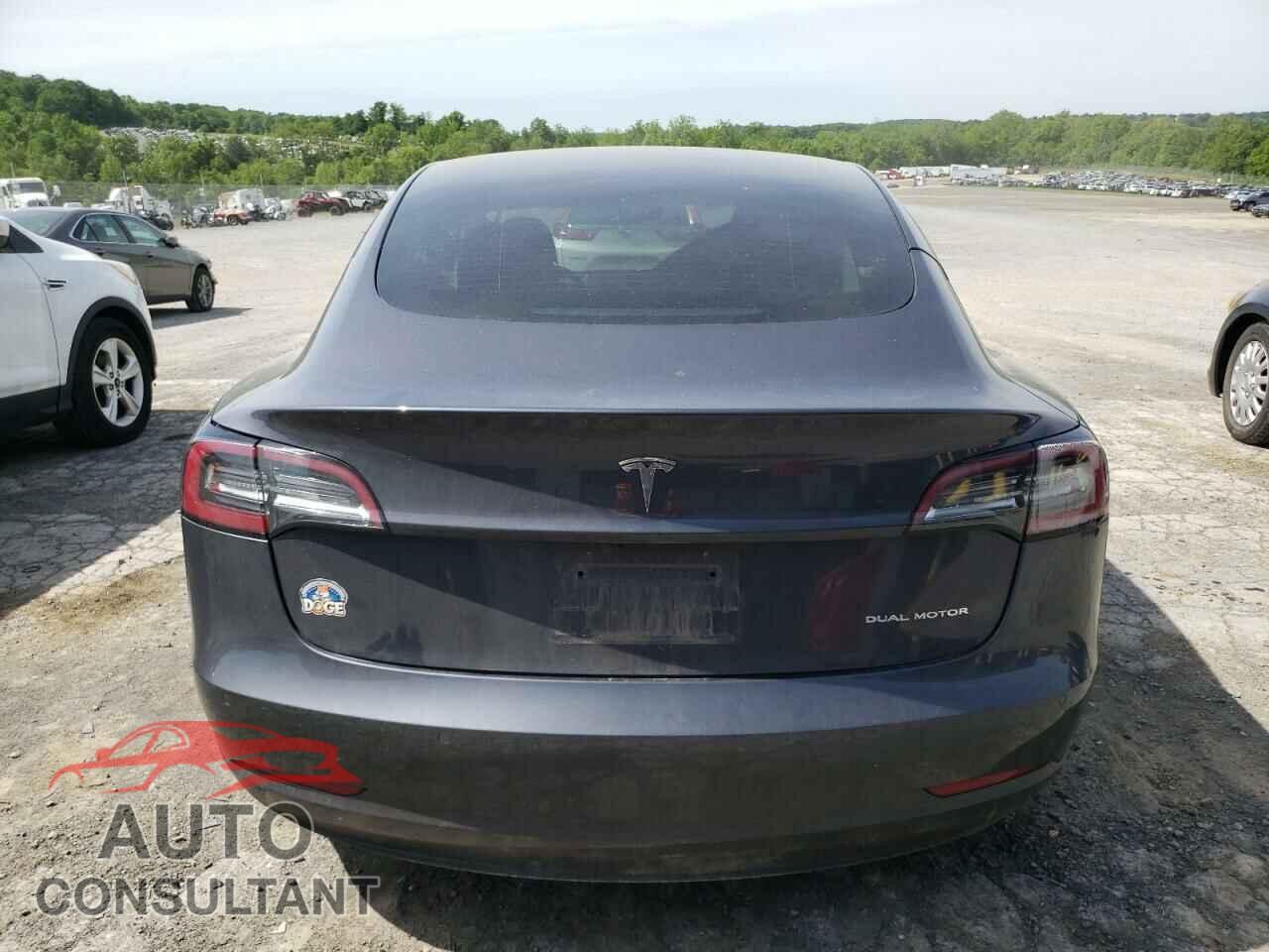 TESLA MODEL 3 2022 - 5YJ3E1EB6NF128542