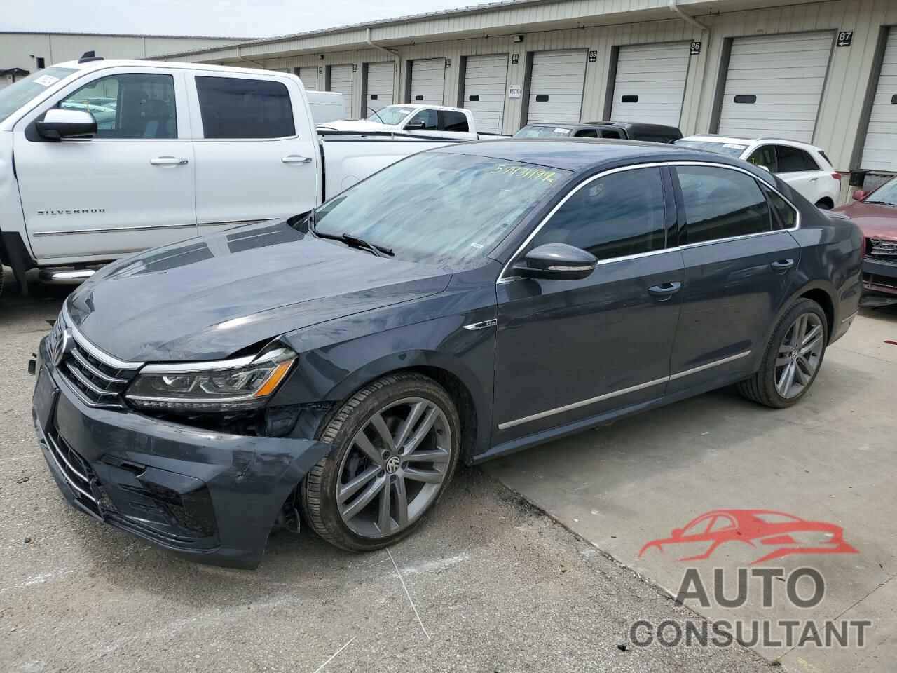 VOLKSWAGEN PASSAT 2017 - 1VWDT7A39HC085423