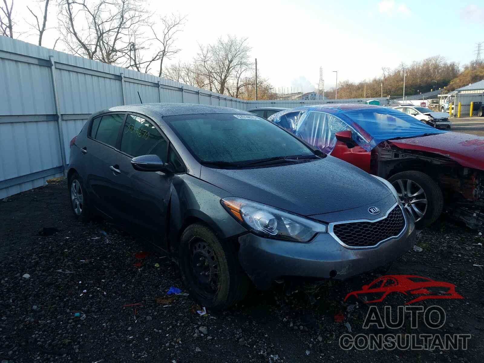 KIA FORTE 2016 - KNAFK5A82G5548730