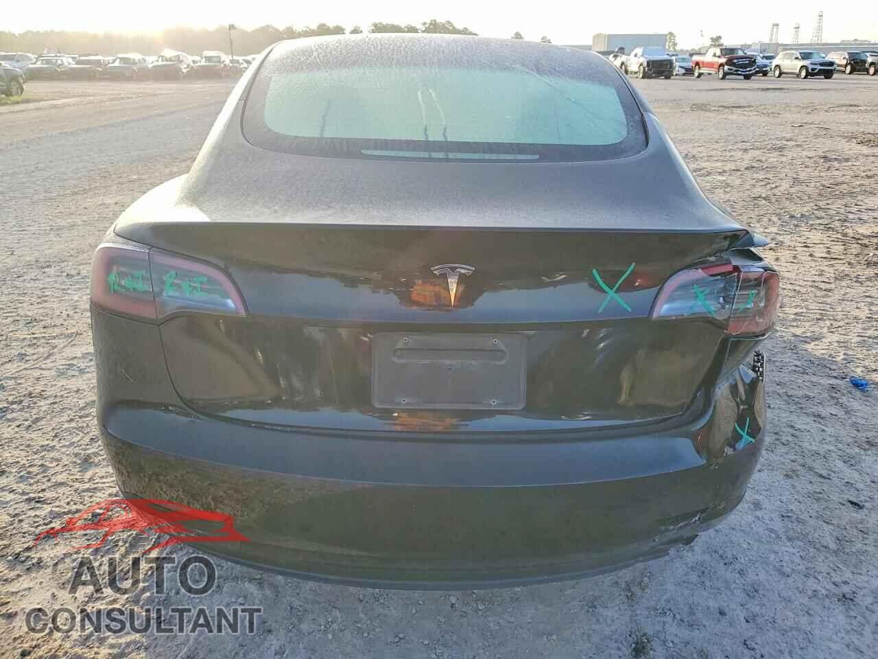 TESLA MODEL 3 2023 - 5YJ3E1EA9PF588532