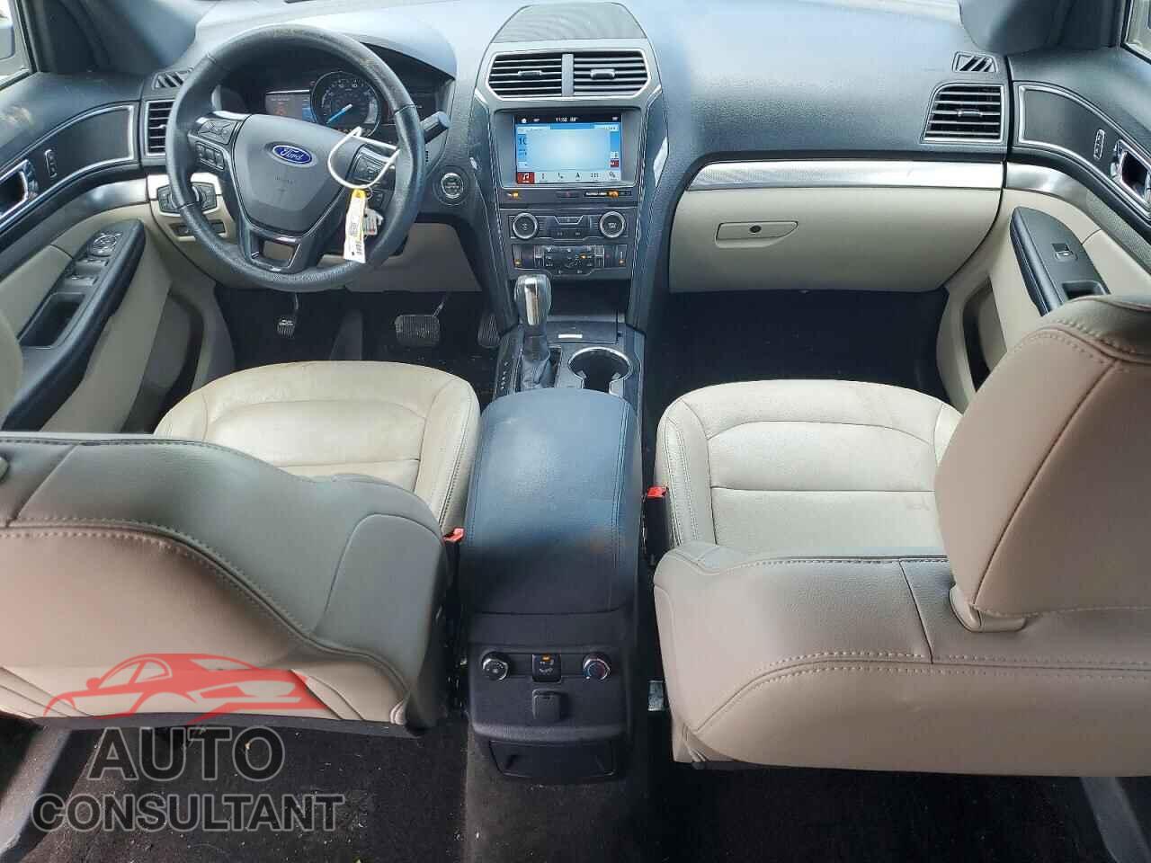 FORD EXPLORER 2018 - 1FM5K7D82JGB55453