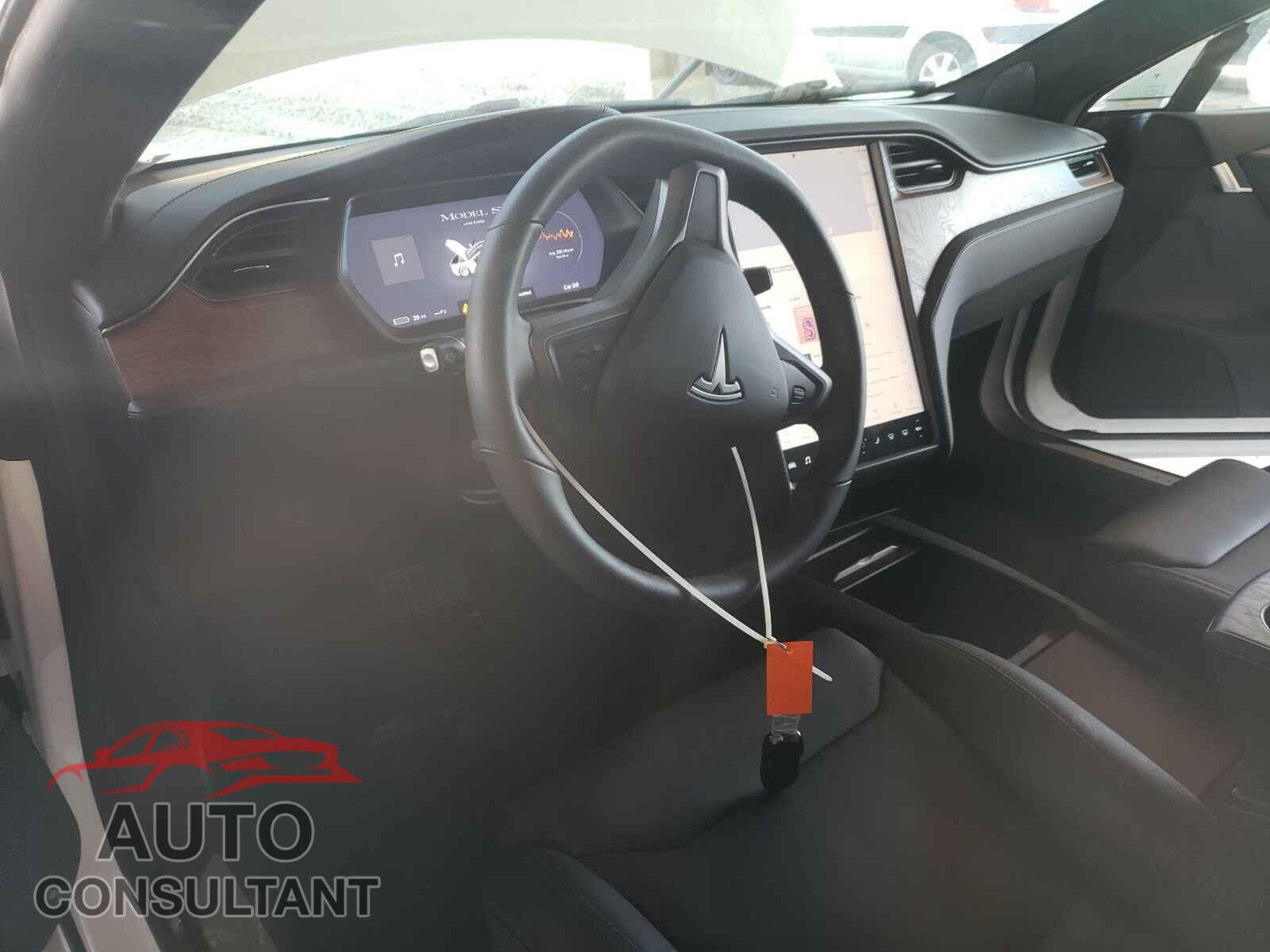 TESLA MODEL S 2020 - 5YJSA1E27LF353122