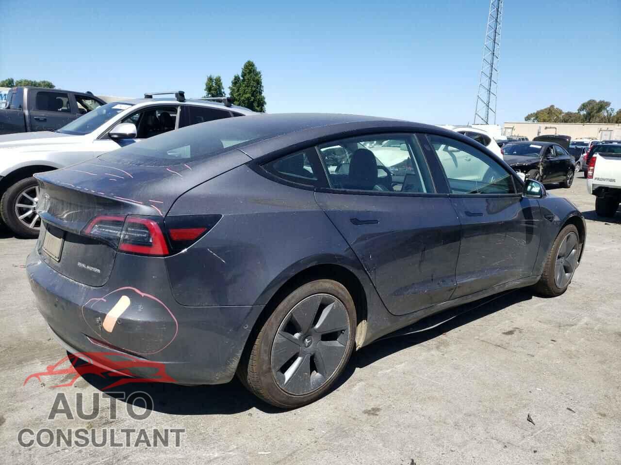 TESLA MODEL 3 2022 - 5YJ3E1EB8NF184210