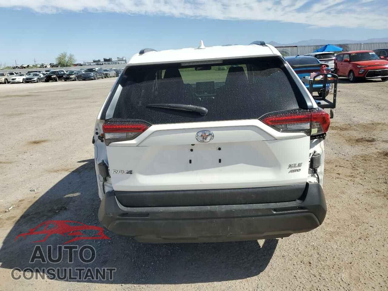 TOYOTA RAV4 2019 - JTMP1RFVXKD023638