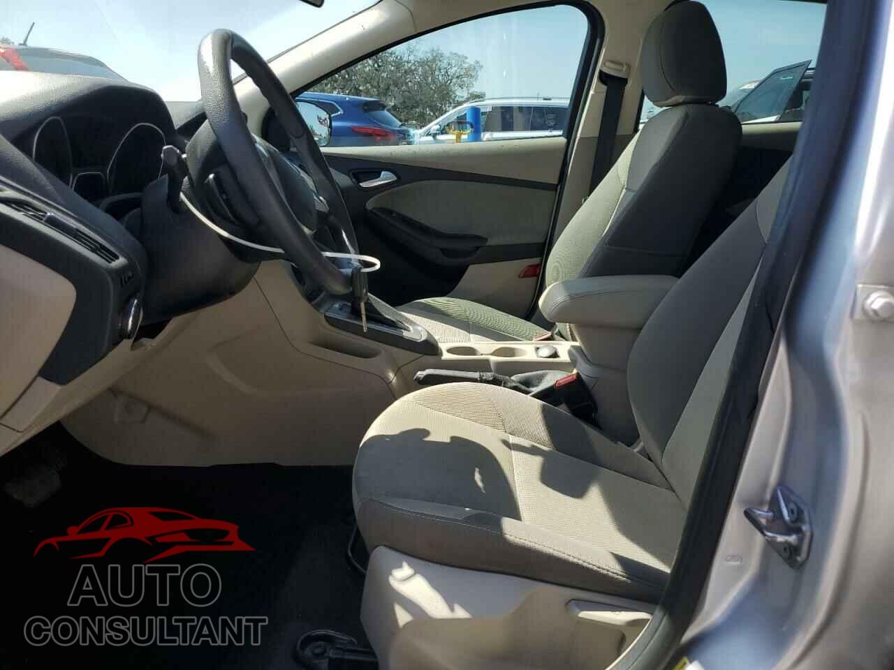 FORD FOCUS 2014 - 1FADP3K28EL368435