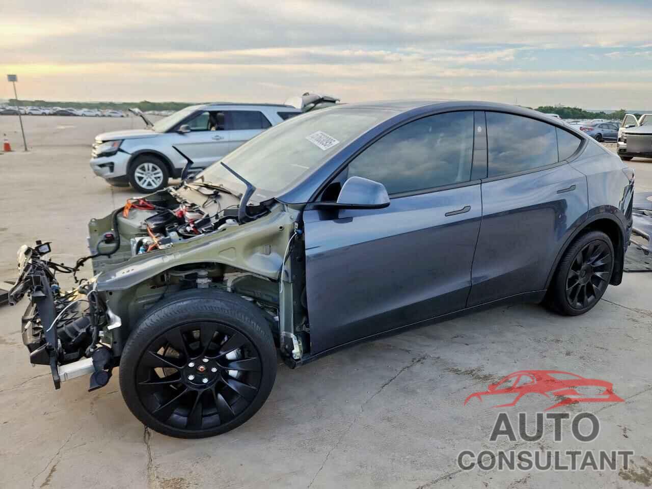 TESLA MODEL Y 2023 - 7SAYGDEE0PA152477