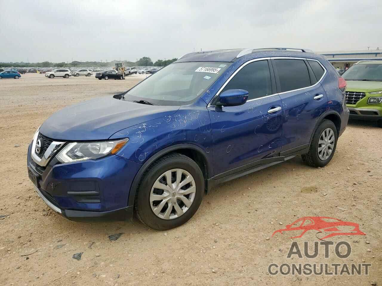 NISSAN ROGUE 2017 - KNMAT2MT4HP542121