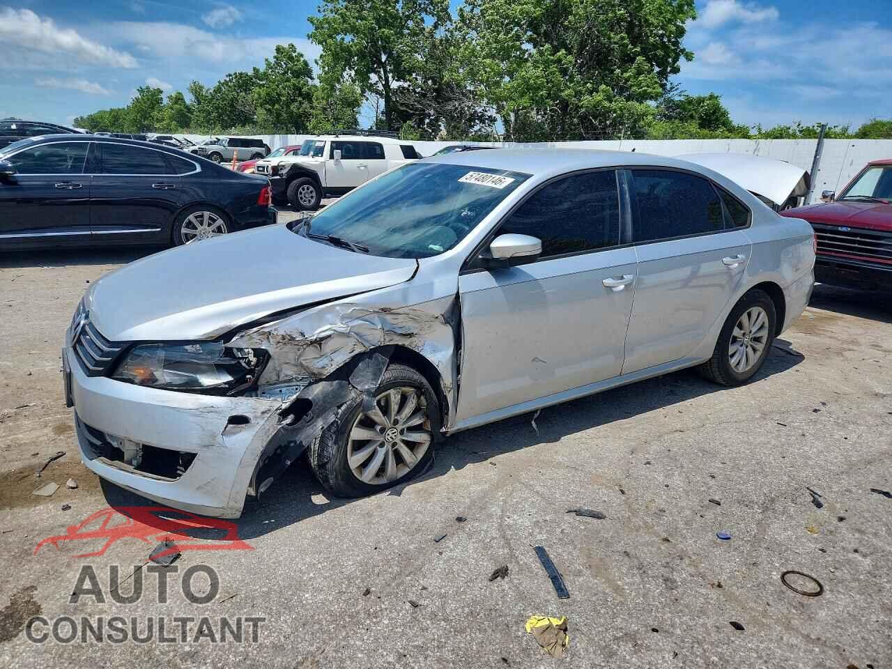 VOLKSWAGEN PASSAT 2013 - 1VWAP7A32DC126878