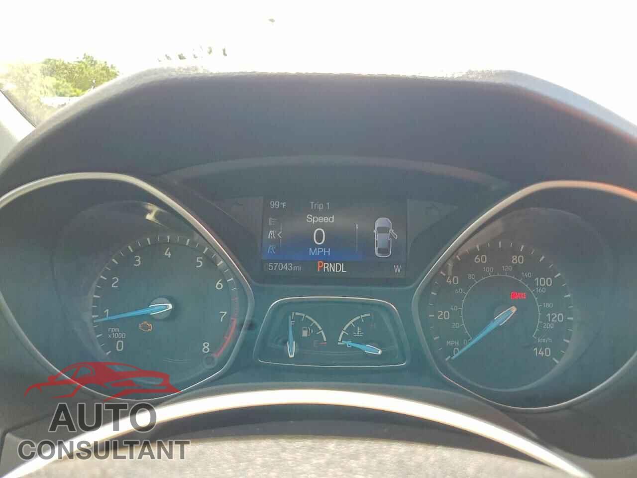 FORD FOCUS 2017 - 1FADP3F26HL337845