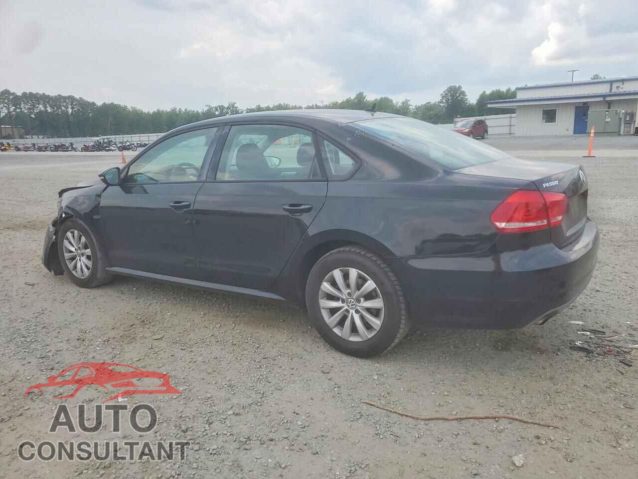 VOLKSWAGEN PASSAT 2012 - 1VWAP7A39CC014299