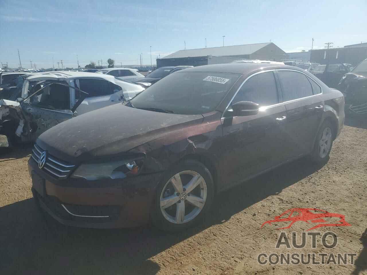VOLKSWAGEN PASSAT 2013 - 1VWBP7A32DC110877