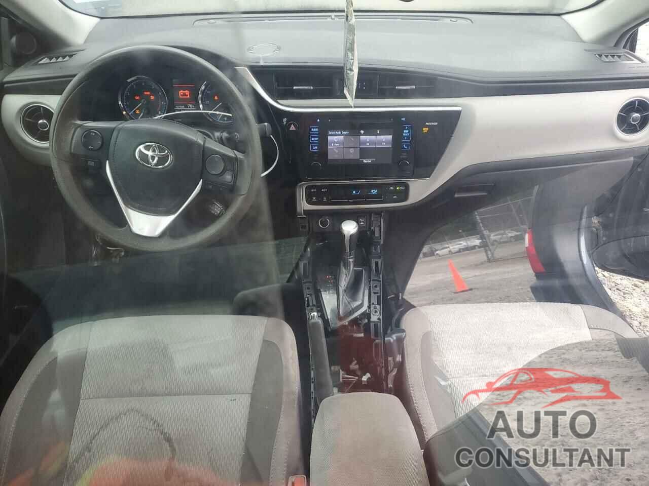 TOYOTA COROLLA 2017 - 2T1BURHE4HC951174