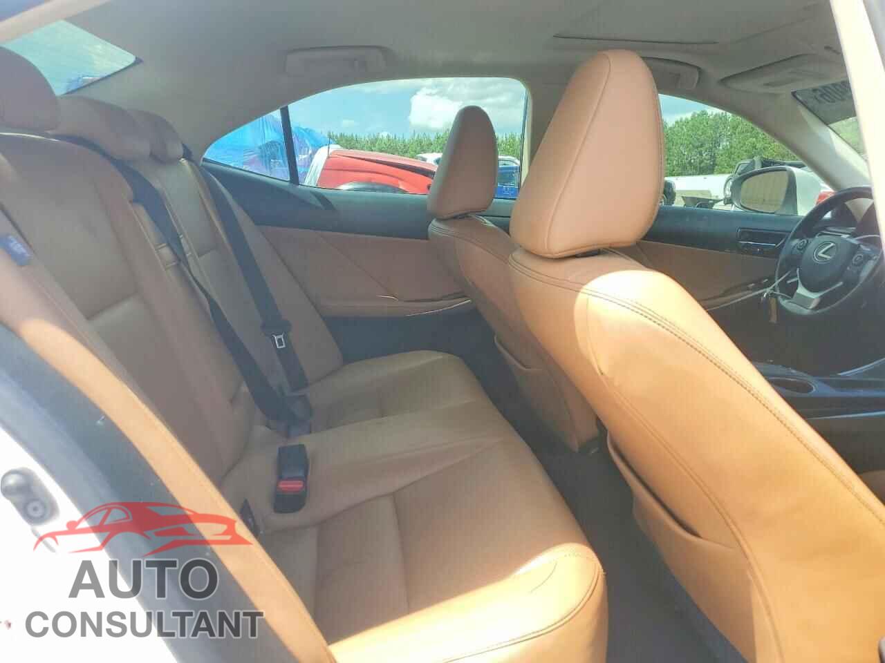 LEXUS IS 2016 - JTHBA1D23G5008323