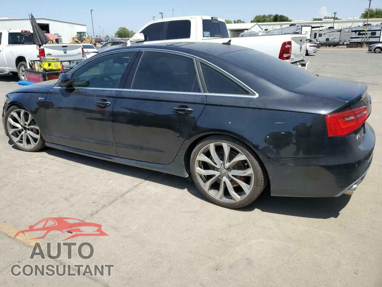 AUDI A6 2013 - WAUJGAFC0DN067131