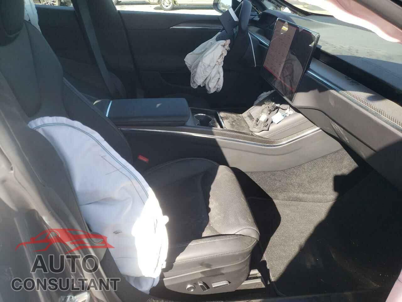 TESLA MODEL S 2022 - 5YJSA1E63NF477782
