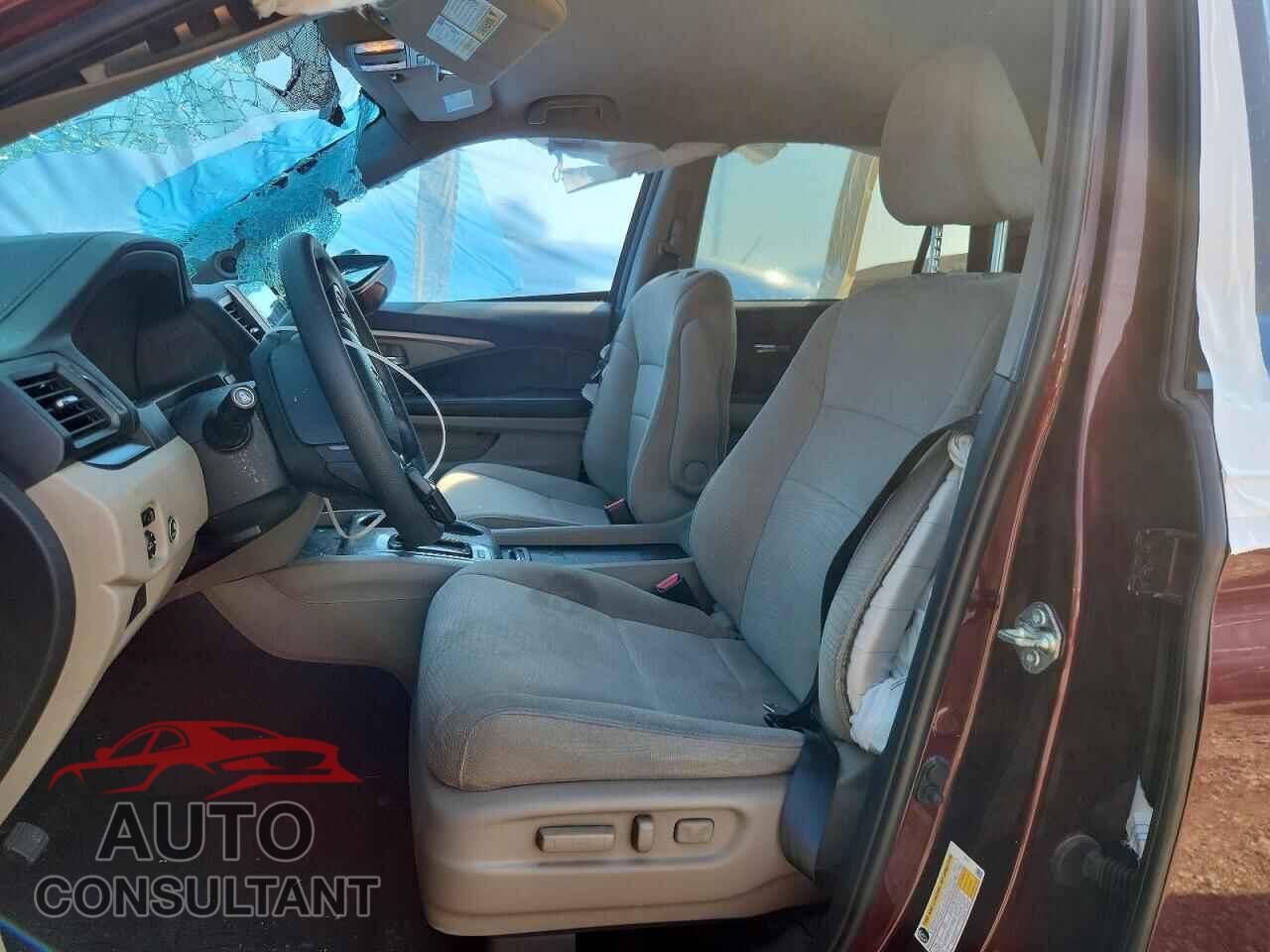 HONDA PILOT 2018 - 5FNYF6H33JB068086