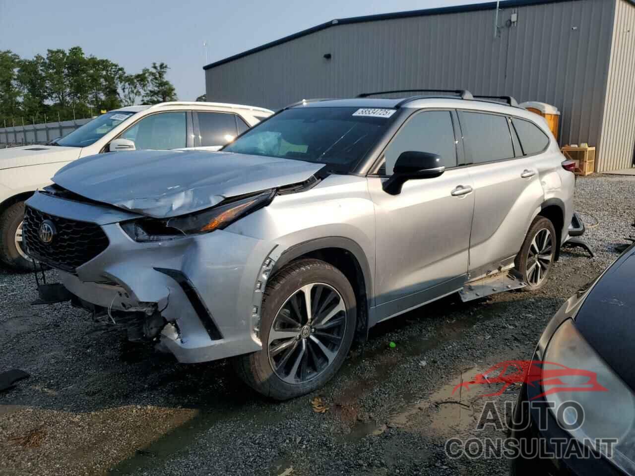 TOYOTA HIGHLANDER 2022 - 5TDLZRBH7NS180107