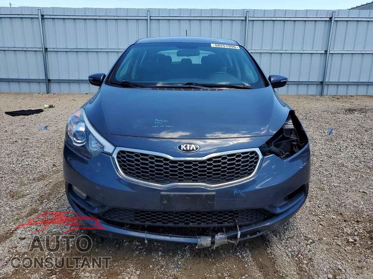 KIA FORTE 2016 - KNAFK5A87G5635524