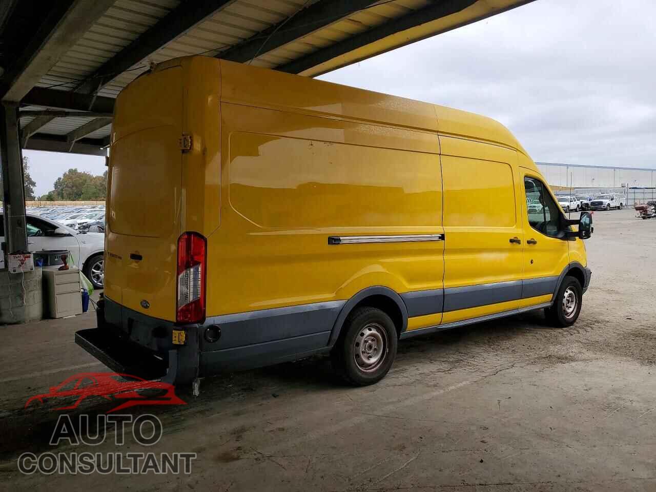 FORD TRANSIT 2015 - 1FTCR3XM1FKA30120