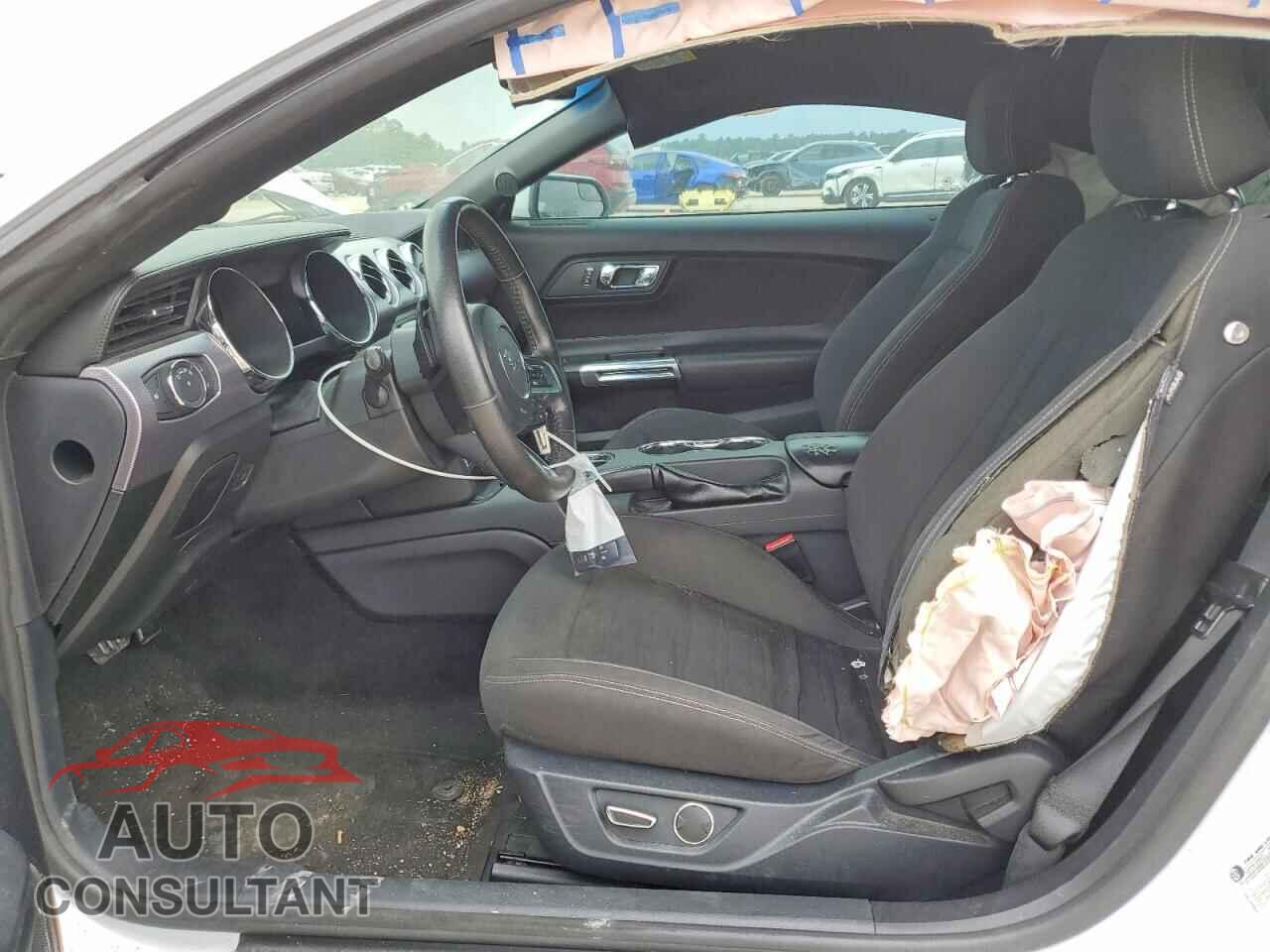 FORD MUSTANG 2015 - 1FA6P8TH8F5329861