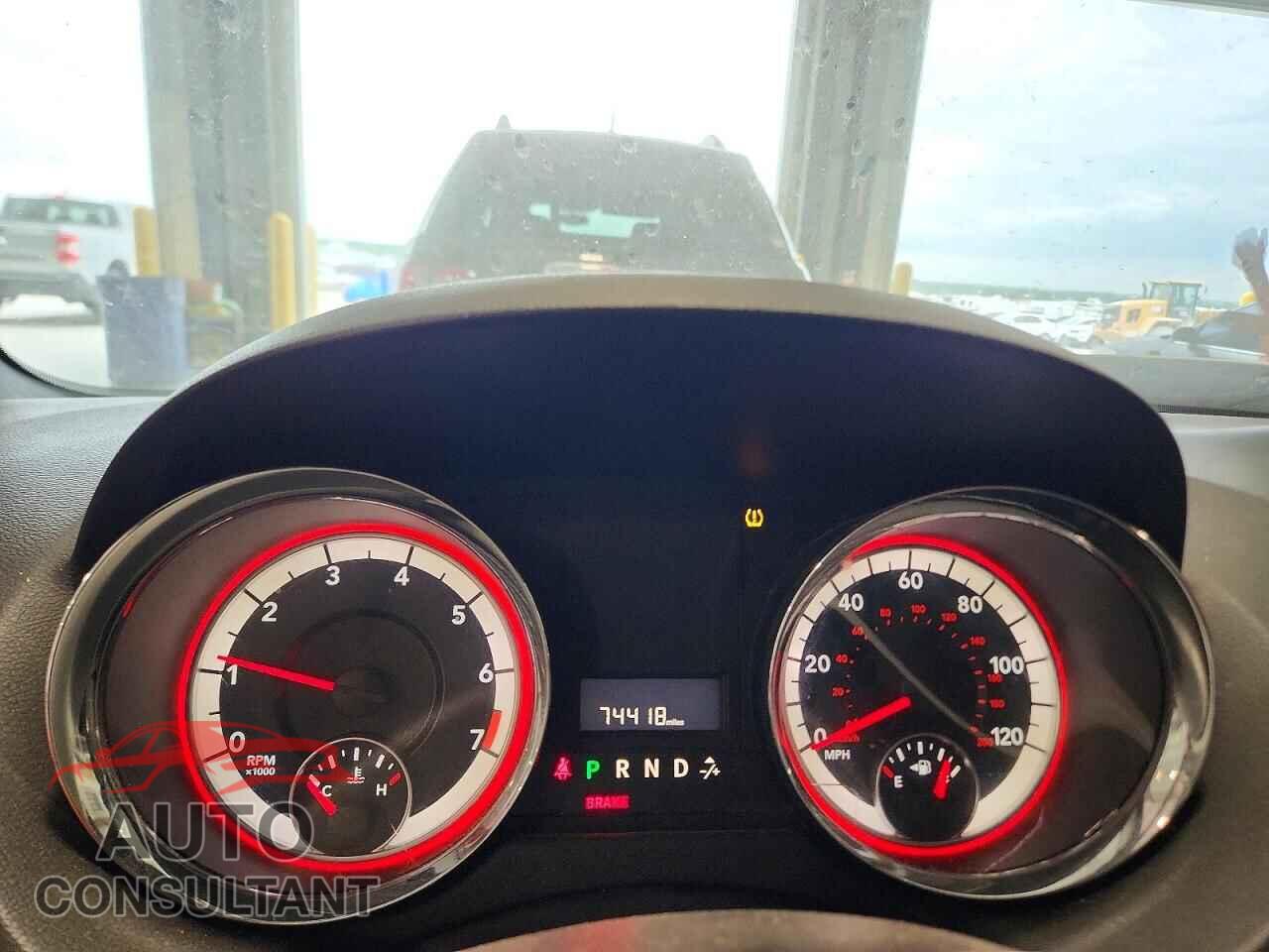 DODGE CARAVAN 2017 - 2C4RDGBG9HR627165