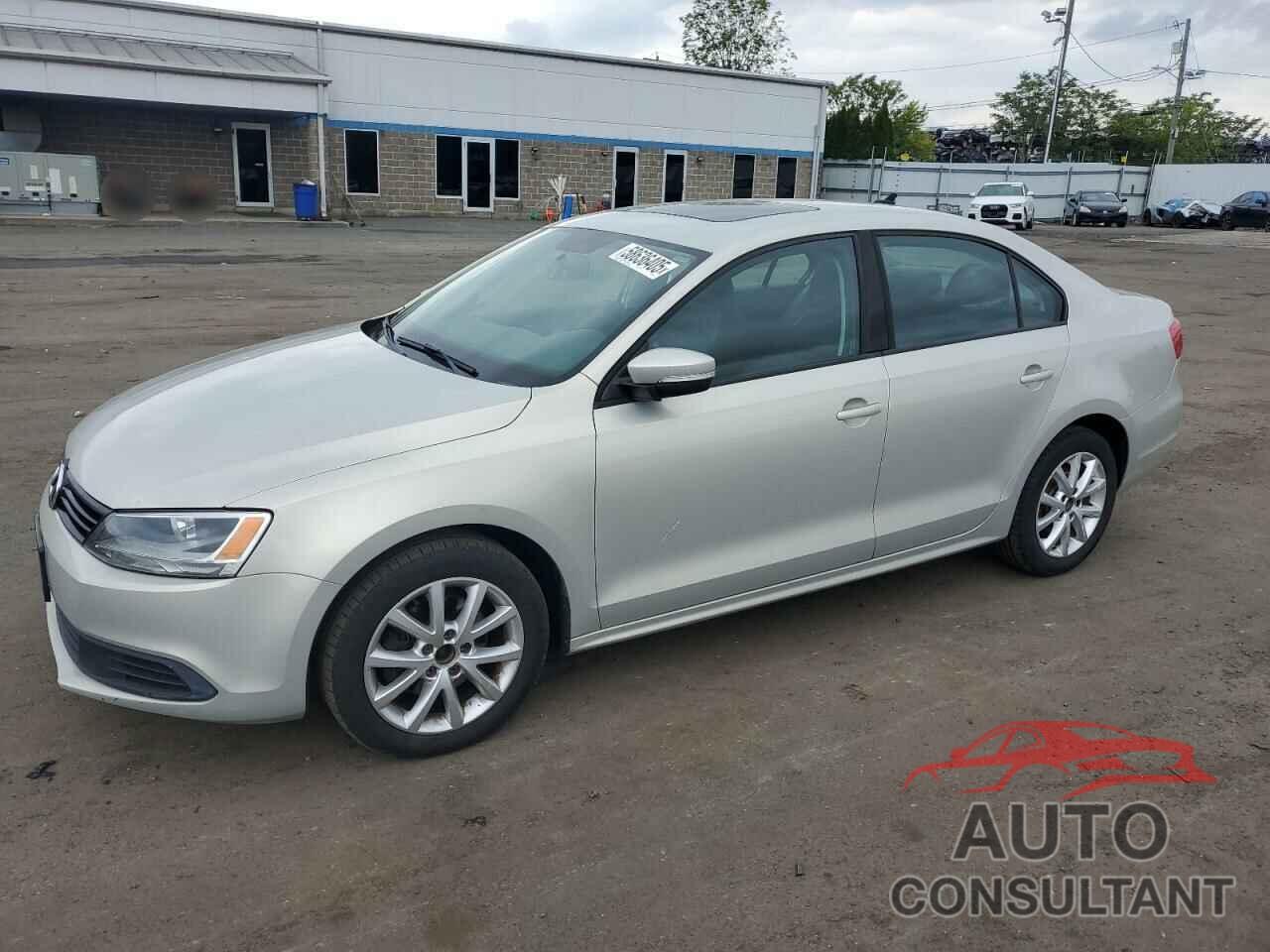 VOLKSWAGEN JETTA 2011 - 3VWDZ7AJ7BM349158