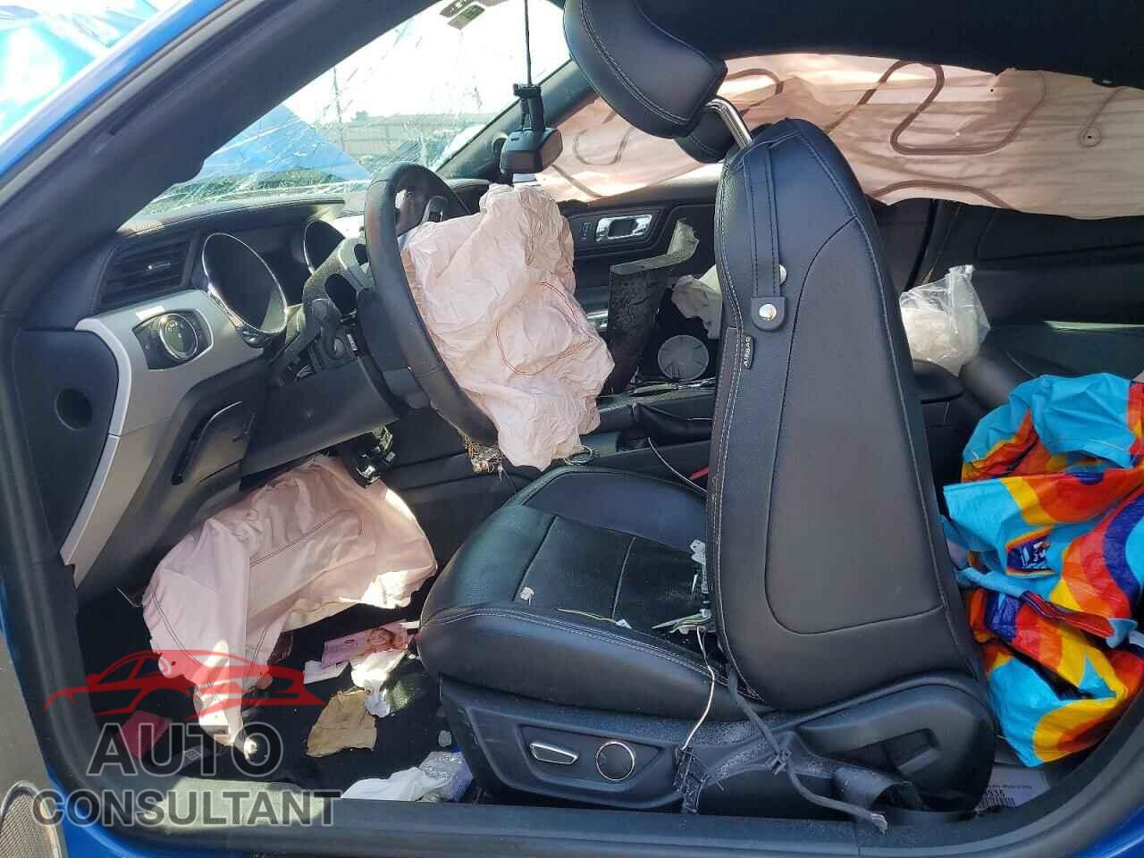 FORD MUSTANG 2017 - 1FA6P8TH8H5208573