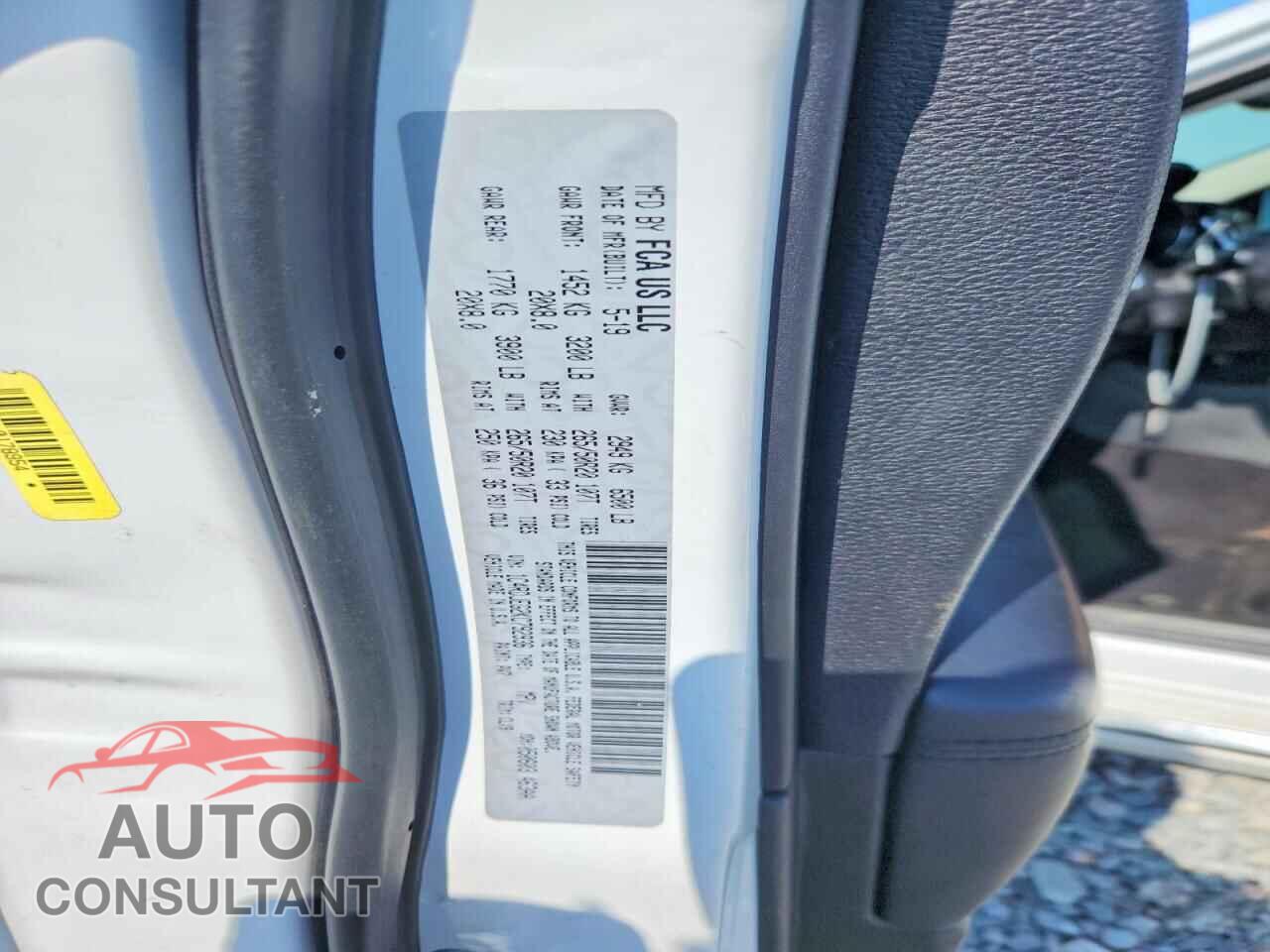 DODGE DURANGO 2019 - 1C4RDJEG2KC792936