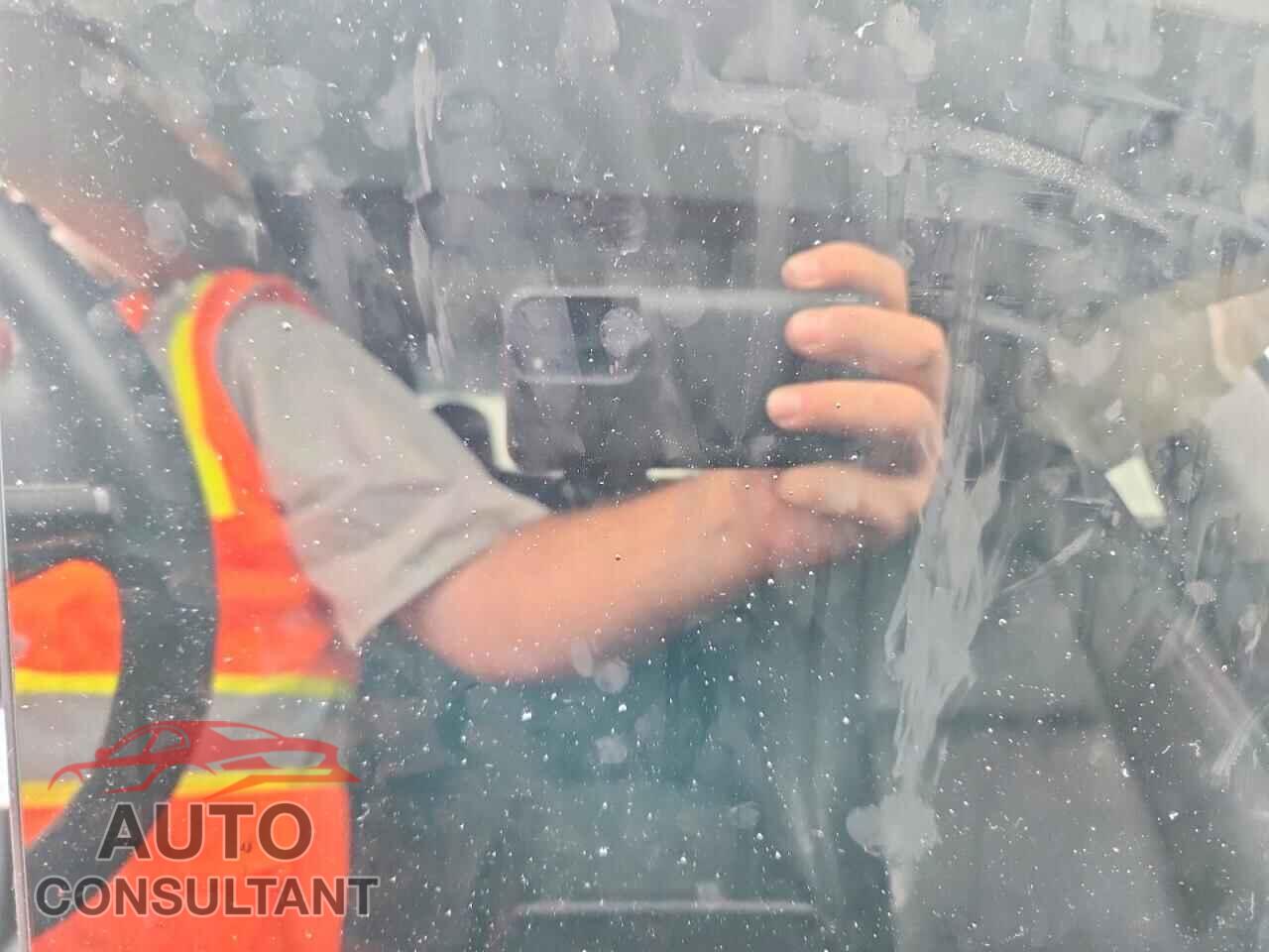 TESLA MODEL 3 2019 - 5YJ3E1EAXKF417457