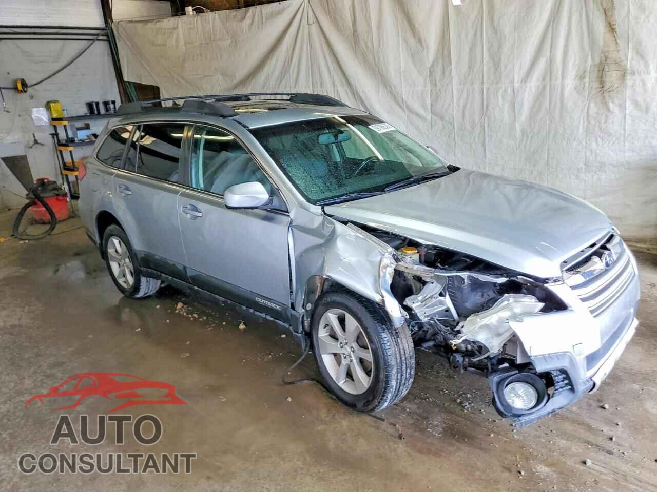 SUBARU OUTBACK 2013 - 4S4BRBKC4D3220128