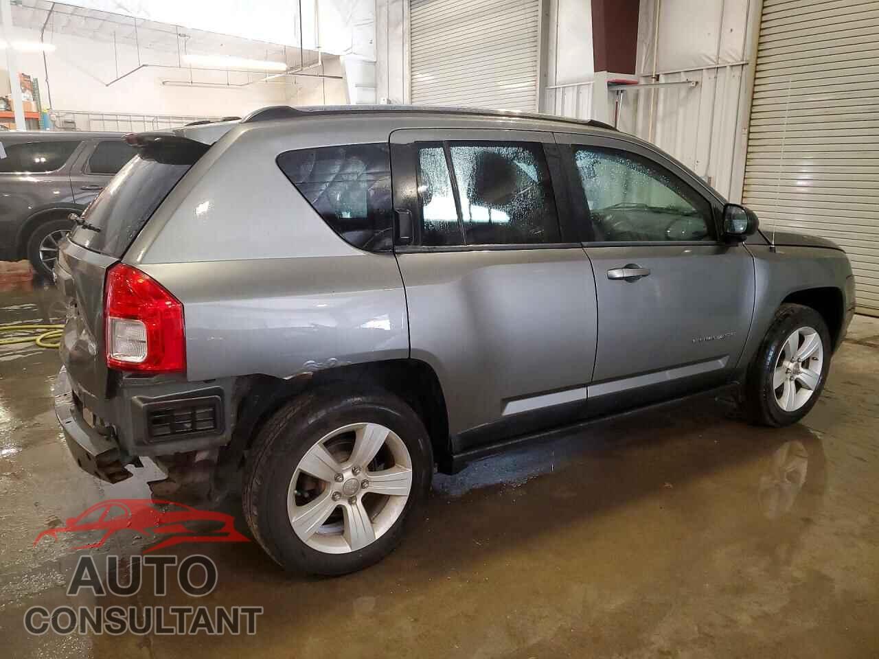JEEP COMPASS 2011 - 1J4NF1FBXBD240164