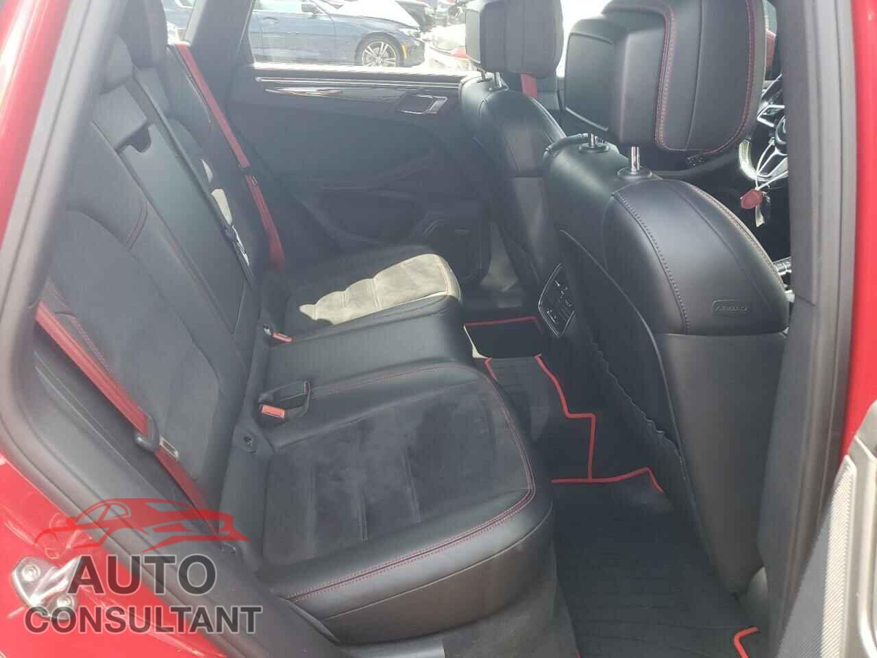 PORSCHE MACAN 2017 - WP1AG2A53HLB51963