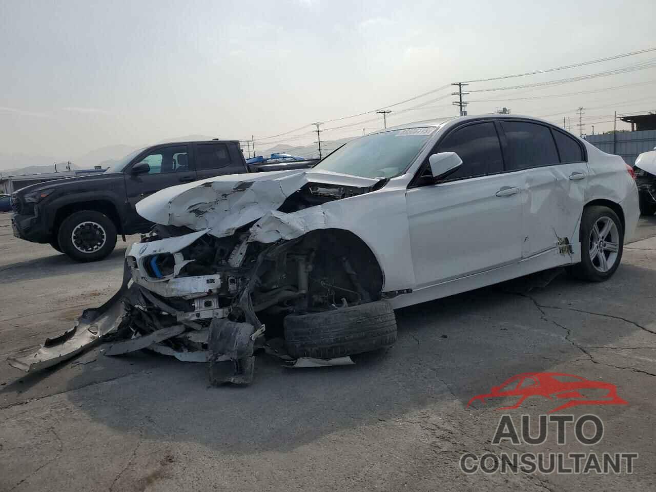 BMW 3 SERIES 2015 - WBA3A5C56FF606517