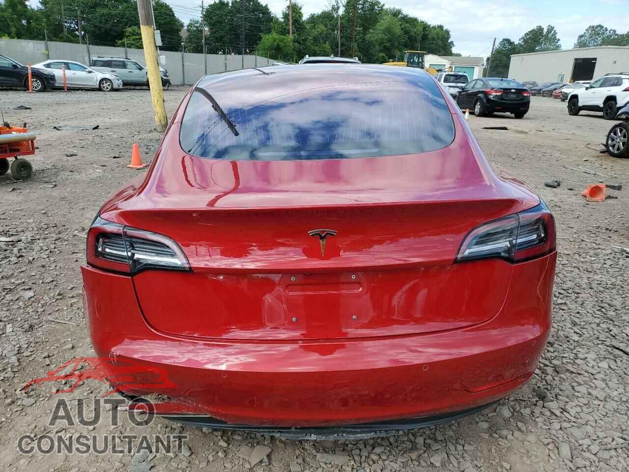 TESLA MODEL 3 2018 - 5YJ3E1EAXJF016800