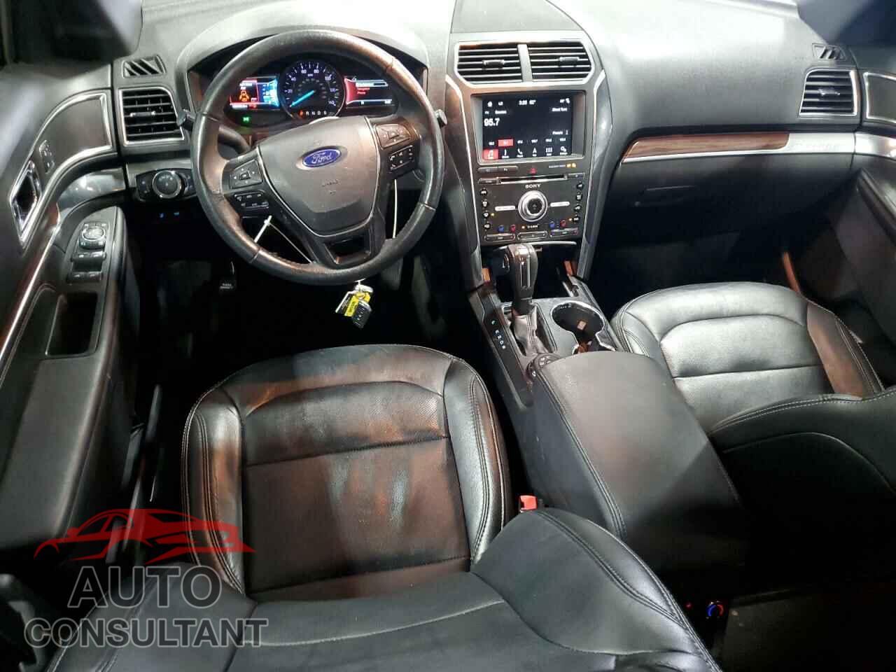 FORD EXPLORER 2018 - 1FM5K8F80JGB43840
