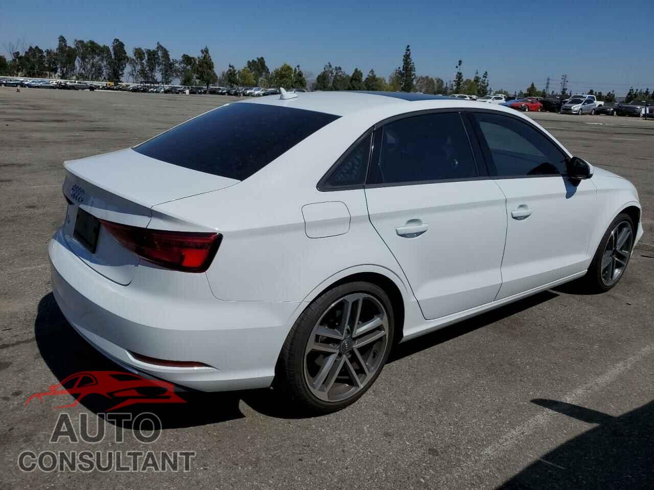 AUDI A3 2017 - WAUAUGFF8H1055568