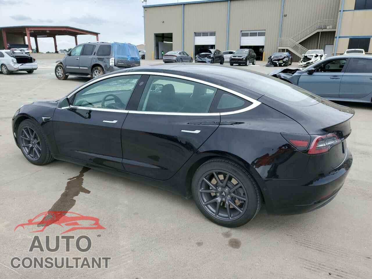 TESLA MODEL 3 2019 - 5YJ3E1EA8KF296847
