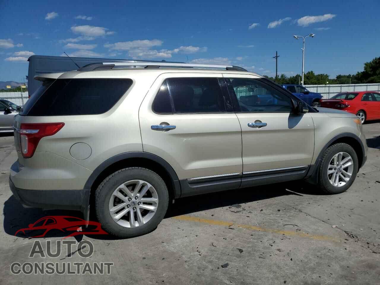 FORD EXPLORER 2011 - 1FMHK8D81BGA54229