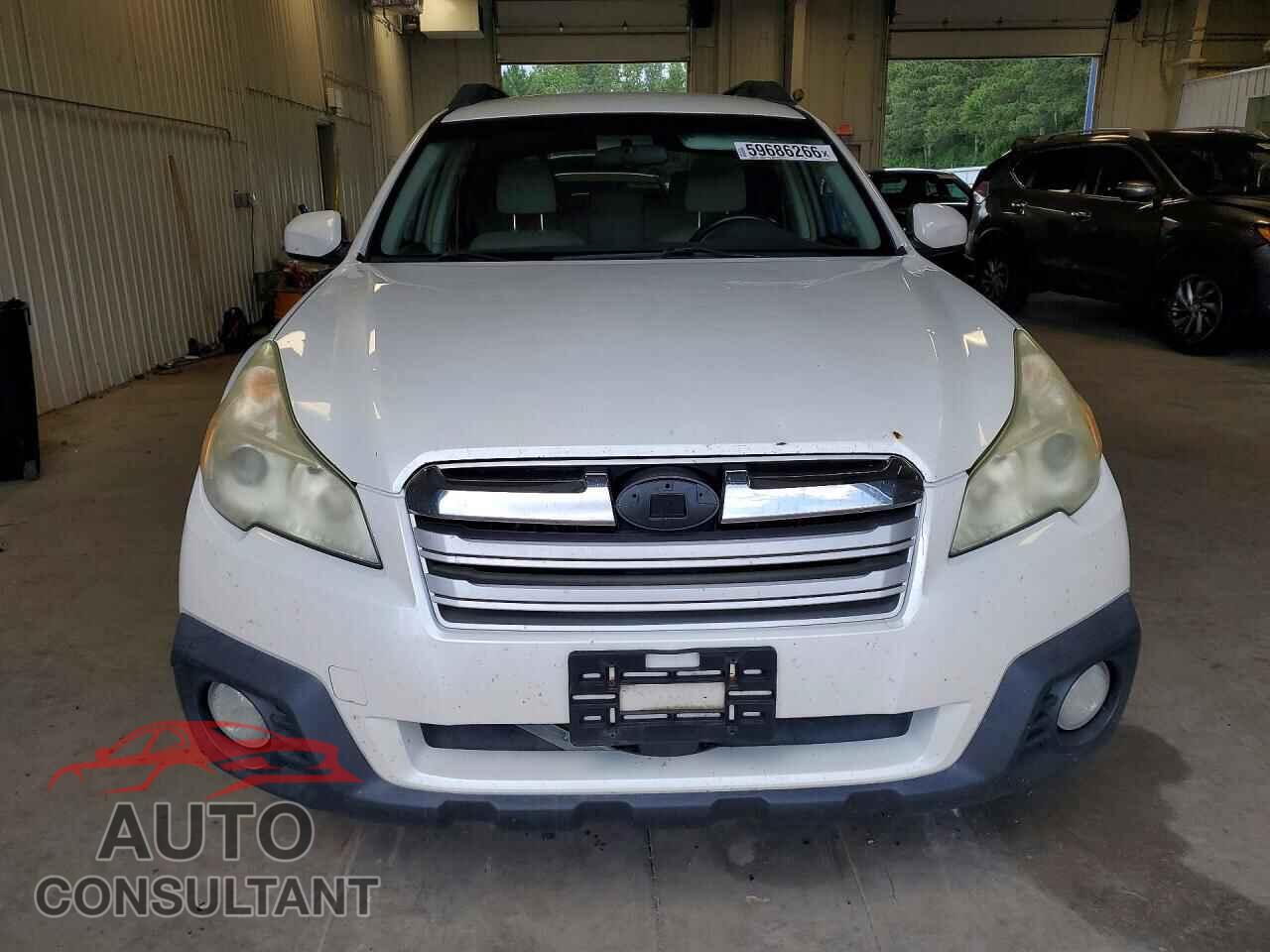 SUBARU OUTBACK 2013 - 4S4BRBCC0D3318054