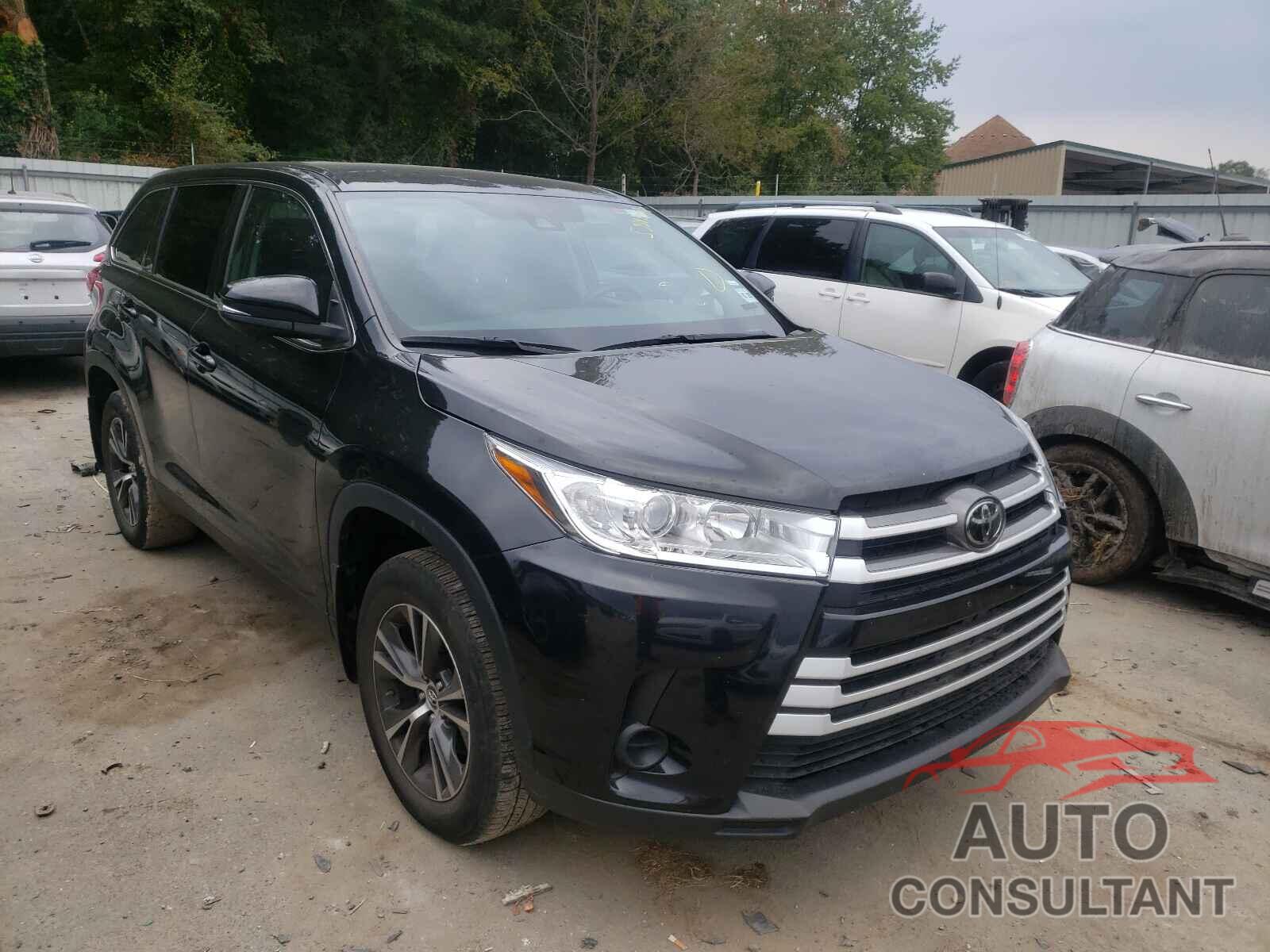 TOYOTA HIGHLANDER 2019 - 5TDBZRFH9KS946159
