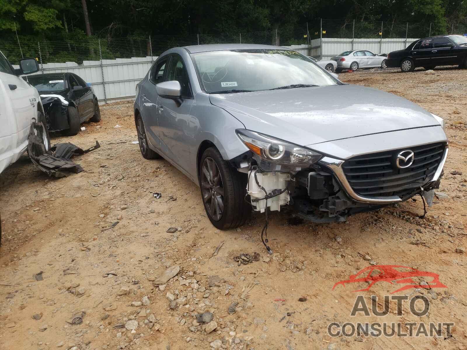 MAZDA 3 2018 - 3MZBN1V31JM206801