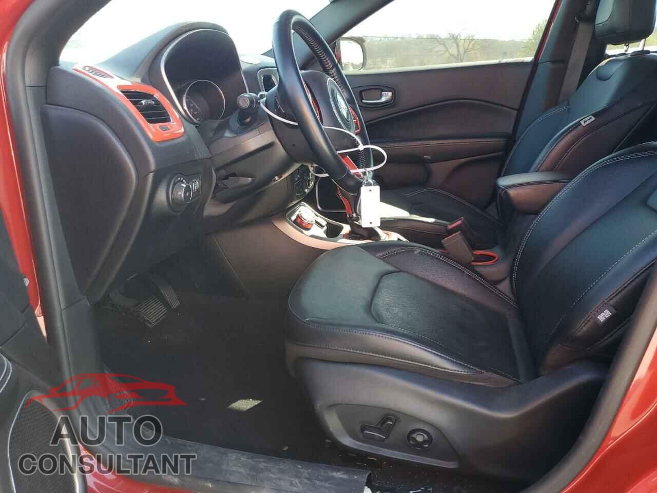 JEEP COMPASS 2021 - 3C4NJDEB4MT565784
