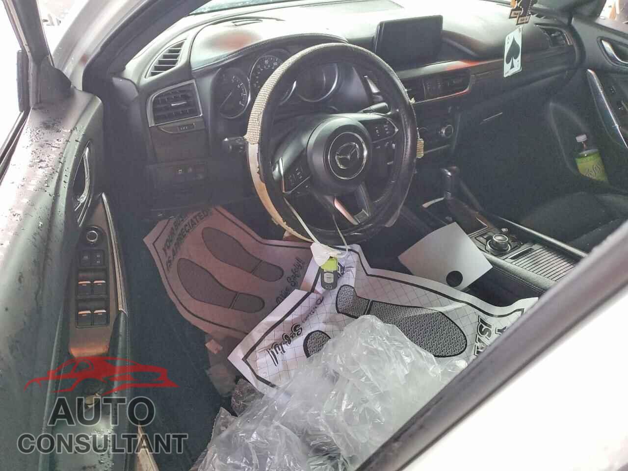 MAZDA 6 2017 - JM1GL1X54H1111038