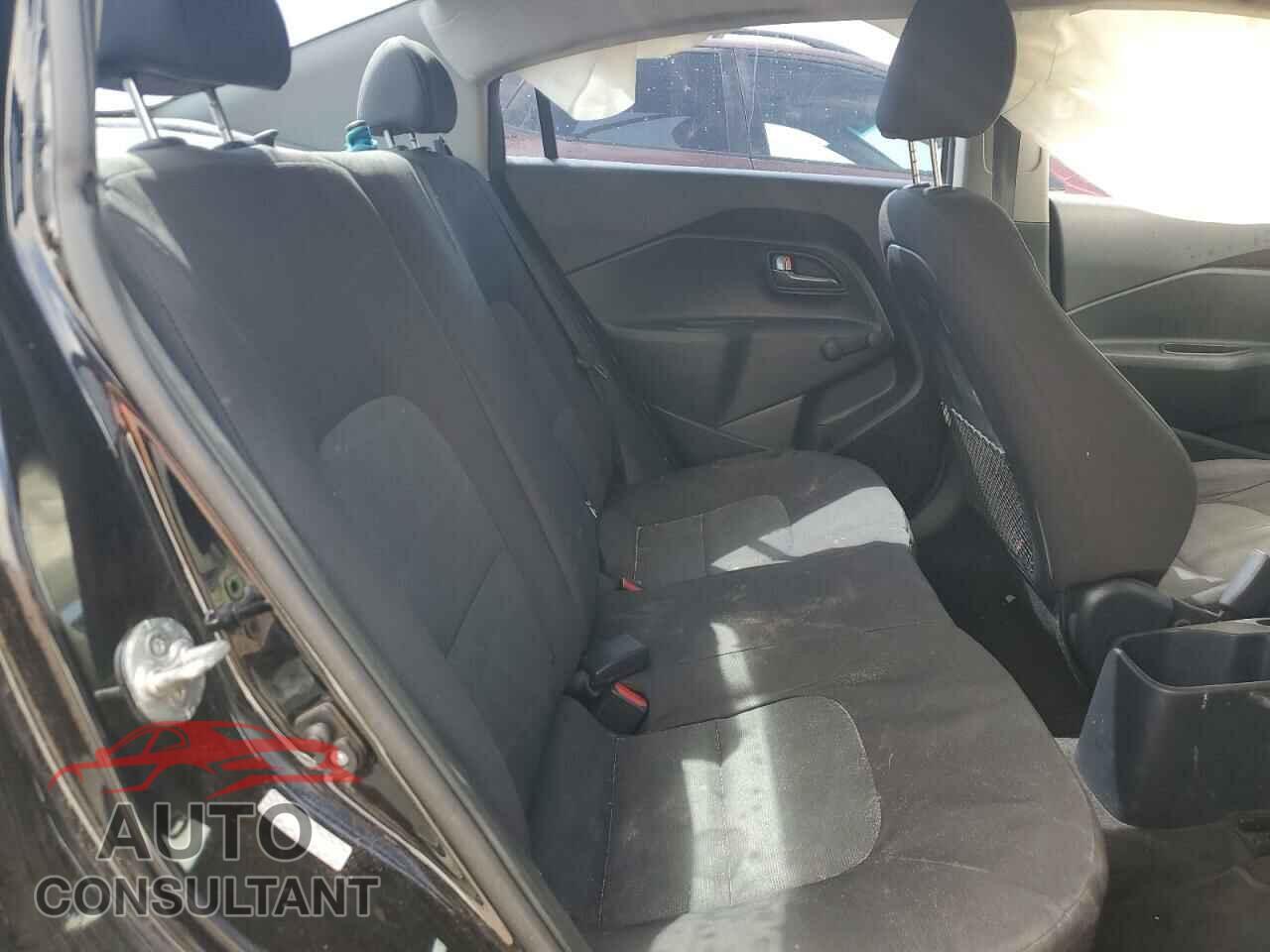 KIA RIO 2017 - KNADM4A36H6041681
